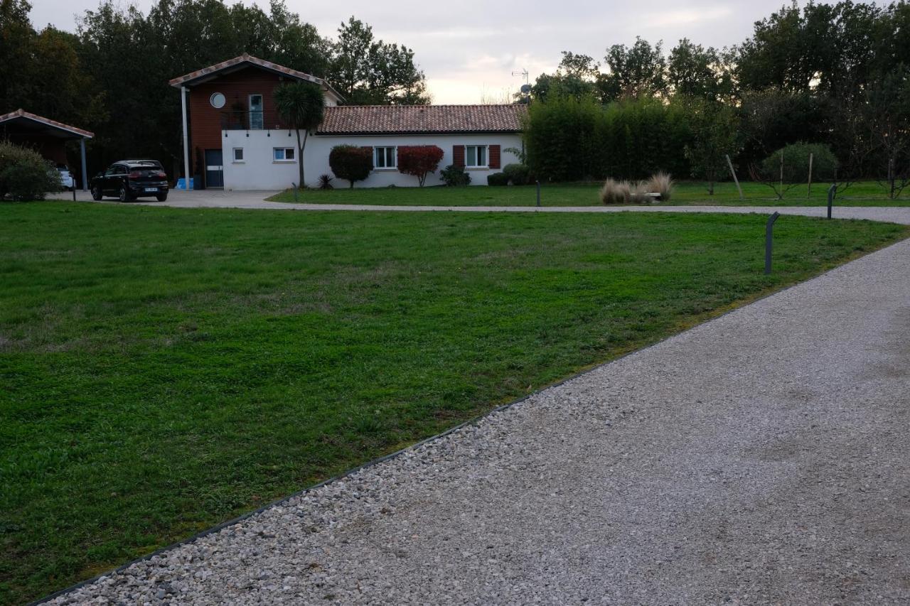 Bed and Breakfast La Planette à Aussonne Extérieur photo